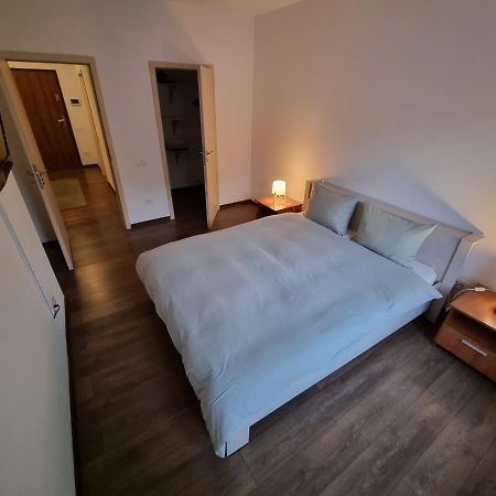Avram Iancu Private Apartment With Ac Braszów Zewnętrze zdjęcie