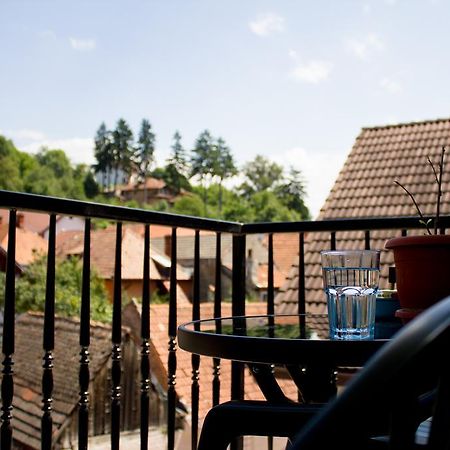 Avram Iancu Private Apartment With Ac Braszów Zewnętrze zdjęcie